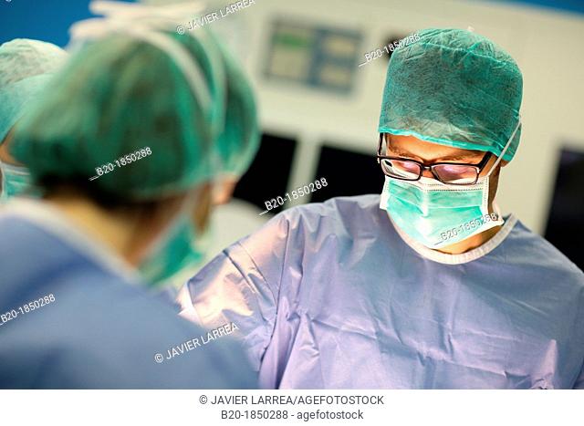 Abdominal Hernia Surgery, Surgeon, General Emergency Surgery, Operating Theatre, Donostia Hospital, San Sebastian, Donostia, Gipuzkoa, Basque Country, Spain