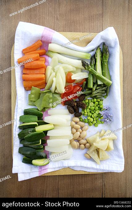 Blanched CruditÃ©s Platter vegetables 'mise en place'
