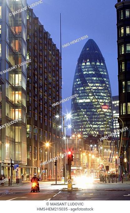 United Kingdom, London, Swiss Re Building nicknamed The Gherkin by architect Norman Foster seen from Shoreditch district