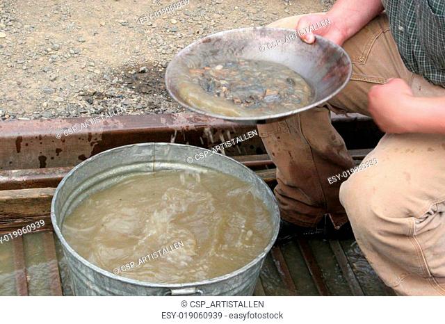 Panning for Gold, raw pan