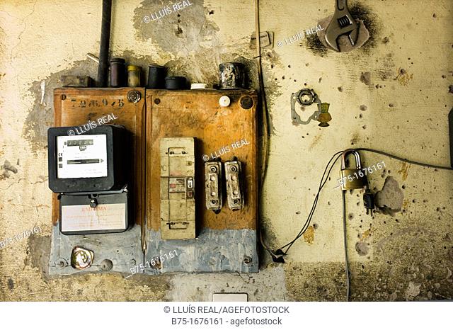 contador de electricidad en La Medina, Marrakech, Marruecos, Africa, The electricity meter in Medina, Marrakech, Morocco, Africa