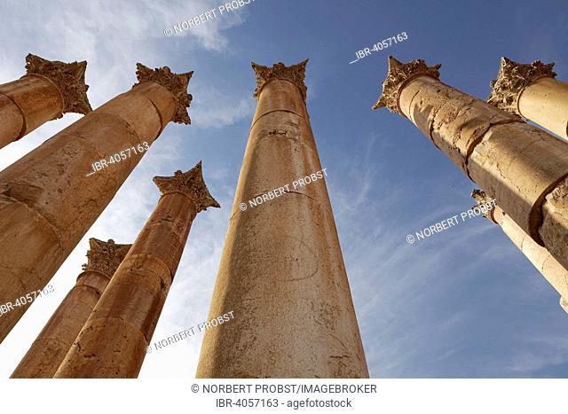 Columns, Artemis Temple, built in the 2nd century AD, ancient Roman city of Jerash, part of the Decapolis, Jerash, Jerash Governorate, Jordan
