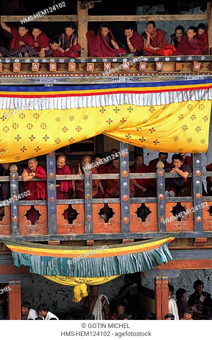 Bhutan, Paro dzong (fortress) monks attend Tsetchou festival
