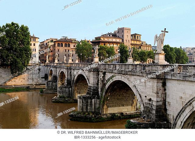 Ponte Sant'Angelo across the river Tiber, Rome, Italy, Europe