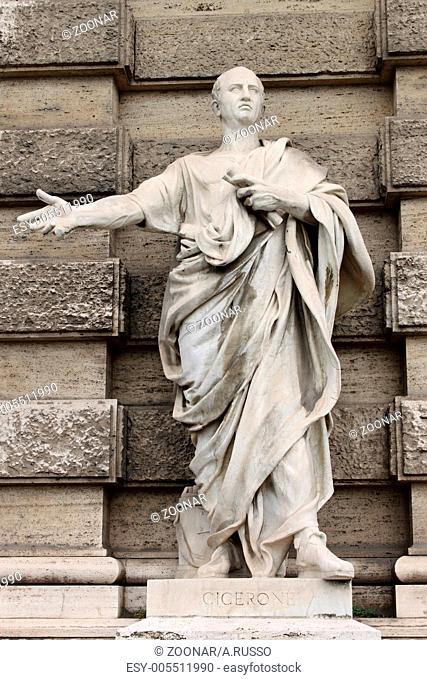 Statue of Cicero