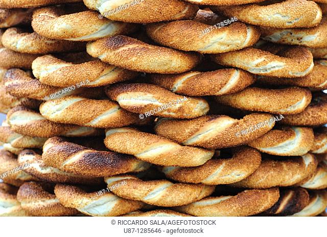 Turkey, Istanbul, Traditional Turkish bagels with sesame seeds for sale