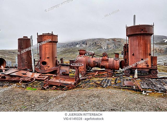 remanis of New London Marble Mining Settlement Camp Mansfield, Ny-Ålesund, Kongsfjord, Svalbard or Spitsbergen, Europe - Ny-Ålesund, Svalbard, 24/06/2018