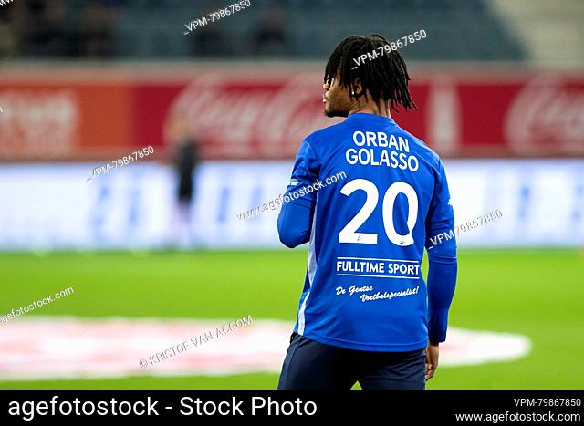 Gent's Gift Emmanuel Orban pictured with a special t-shirt during the warming-up for a soccer match between KAA Gent and RSCA Anderlecht