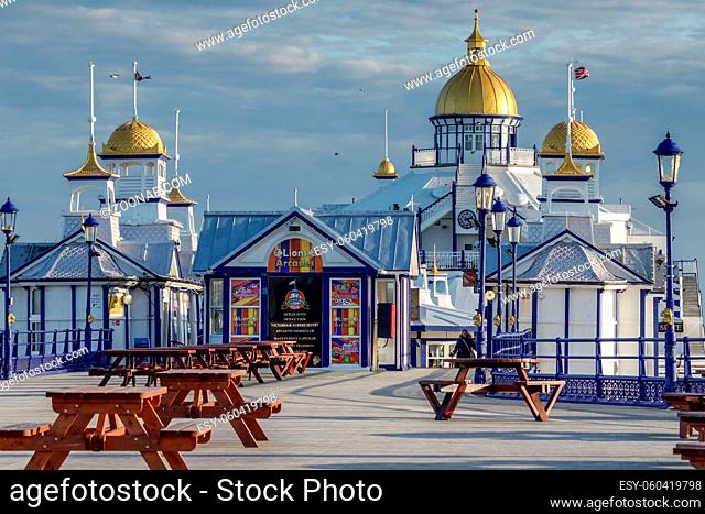 EASTBOURNE, EAST SUSSEX/UK - JANUARY 7 : View of Eastbourne Pier in East Sussex on January 7, 2018. Unidentified woman