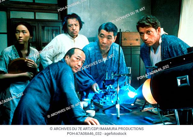 Kanzo sensei Year: 1998 Japan / France Akira Emoto , Jacques Gamblin  Director: Shohei Imamura. It is forbidden to reproduce the photograph out of context of...
