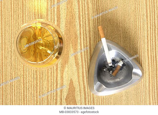 Wood table, ashtrays, cigarettes, Cognacschwenker, from above,   Series, table, wood surface, Ascher, filter cigarette, butt, brandy glass, Cognac, brandy
