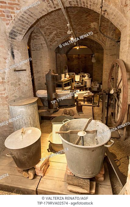 Pralormo castle, ancient pitchers, washsowls and buckets for bathing, Piedmont, Italy, Europe