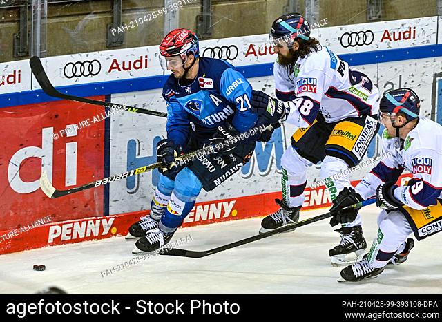 28 April 2021, Bavaria, Ingolstadt: Ice hockey: DEL, ERC Ingolstadt - Eisbären Berlin, championship round, semi-final, matchday 2