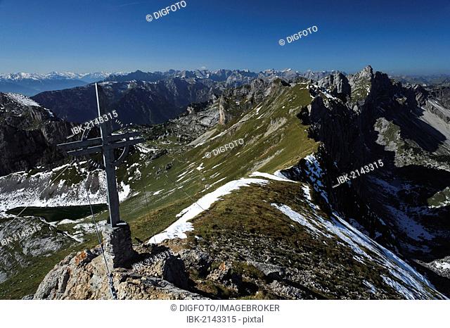 Summit cross of Mt Rofanspitze, 2259 m, in the Rofan mountains, Tyrol, Austria, Europe