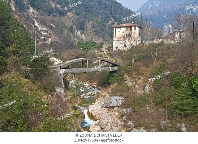 Das Tal der Papiermühlen bei Toscolano-Maderno war schon im Mittelalter eines der wichtigsten Zentren der Papierherstellung in Europa