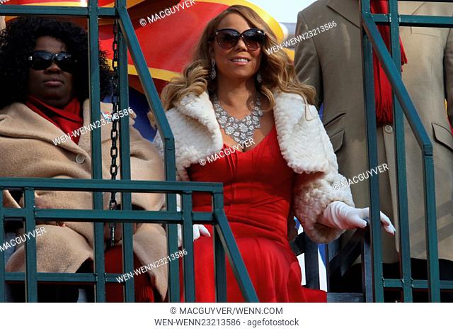 Singer Mariah Carey performs live at the 89th Annual Macy's Thanksgiving Day Parade on November 26, 2015 in New York City, NY