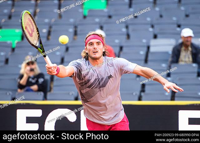 23 September 2020, Hamburg: Tennis ATP Tour - Hamburg European Open, singles, men, 1st round, in the stadium at Rothenbaum