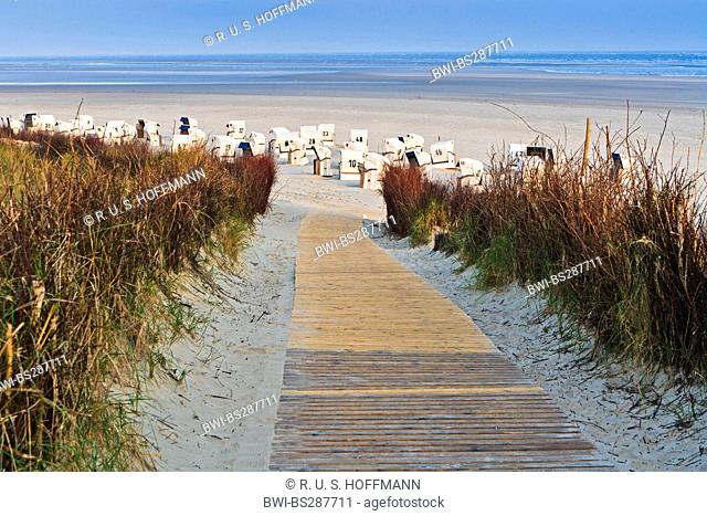 footbridge to the Spiekeroog seaside with beach chairs, Germany, East Frisia, Spiekeroog