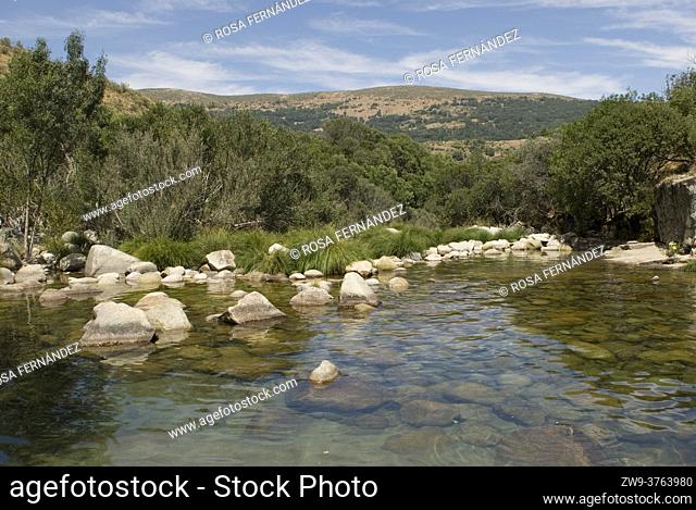 Poza de las Paredes, Garganta of Barbellido River, Gredos Range, Navacepeda de Tormes, Avila, Castilla y Leon Region, Spain