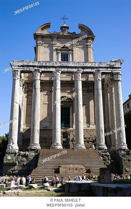 Italy, Rome, Temple of Antoninus and Faustina