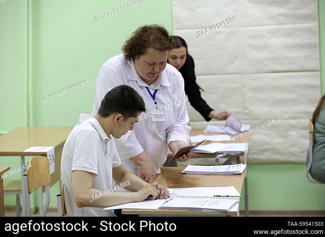 RUSSIA, SVERDLOVSK REGION - JUNE 1, 2023: A visually impaired student of the Verkhnyaya Pyshma boarding school named after Martirosyan takes a Unified State...