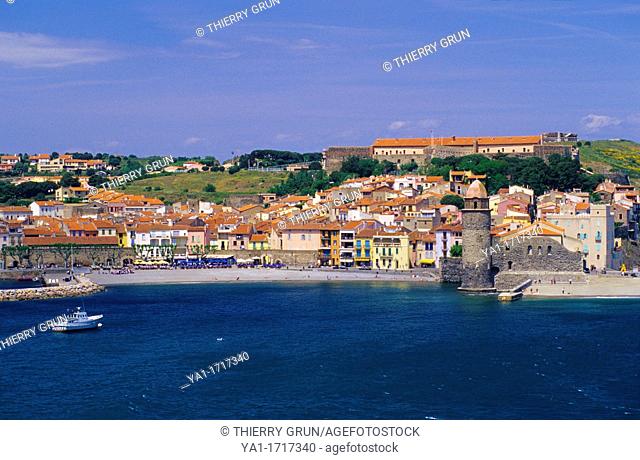 Bay of Collioure, Eastern Pyrenees, Languedoc-Roussillon, France