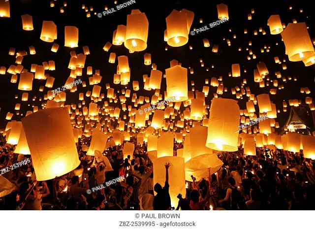Yee Peng Sansai Floating Lantern Ceremony, part of the Loy Kratong celebrations in homage to Lord Buddha at Maejo, Chiang Mai, Thailand