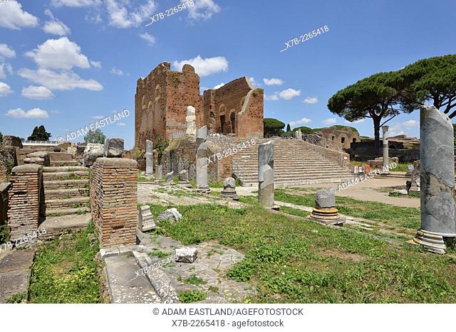 Rome. Italy. Ostia Antica. The roman Forum & Capitolium (centre)
