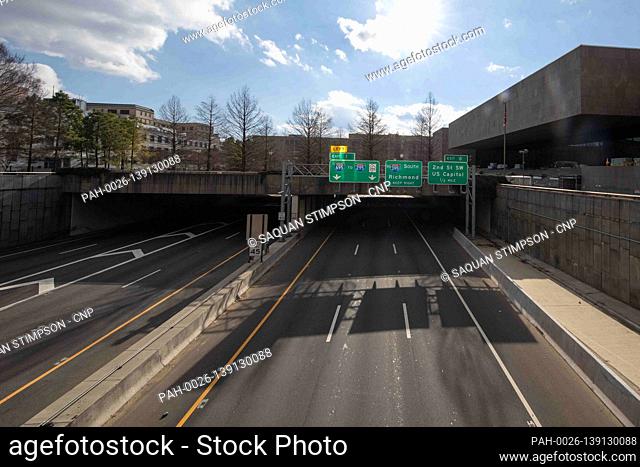 A empty stretch of I-395 during Inauguration day Wednesday, Jan. 20, 2021, in Washington D.C..Credit: Saquan Stimpson / CNP | usage worldwide