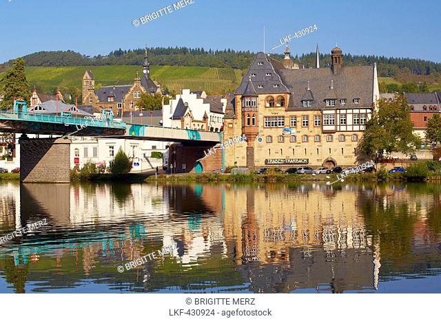 Bridge and Post office in Art Nouveau style, Traben, Traben-Trarbach, Mosel, Rhineland-Palatinate, Germany, Europe