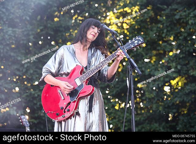 The Italian musician singer-songwriter Cristina Donà, pseudonym of Cristina Trombini, performs in concert in the park of the wonderful eighteenth-century villa...