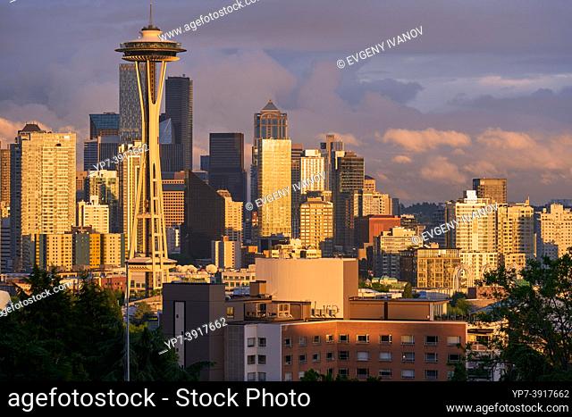 Sunset light over Space Needle and skyscrapers of Seattle, Washington