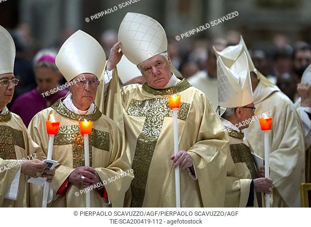 Cardinal Ludwig Gerhard Muller (C) during the Easter Vigil in St. Peter Basilica, Vatican City, ITALY-20-04-2019   Journalistic use only