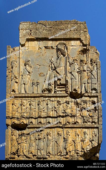 Gate relief in the Trohn Hall, Darius the I with audience scene, Persepolis, Persepolis, Iran, Asia