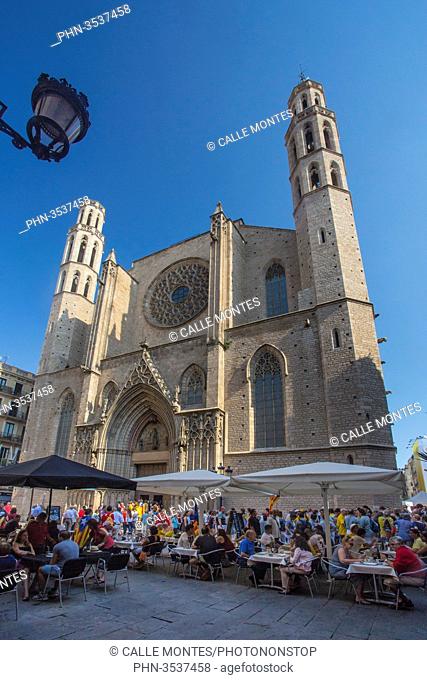Spain, Barcelona City, Santa Maria del Mar Church.Shooting point: Street