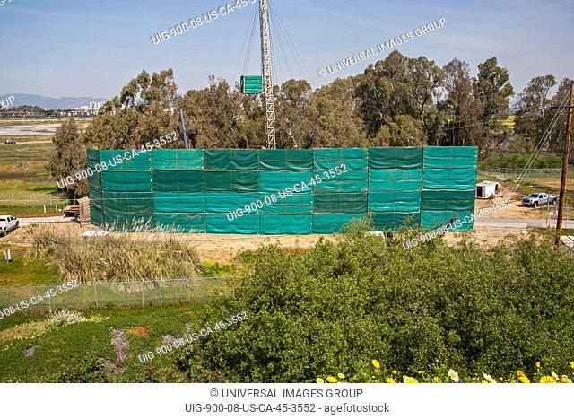 Sound dampening screen, SoCal Gas natural gas storage facility, Los Angeles