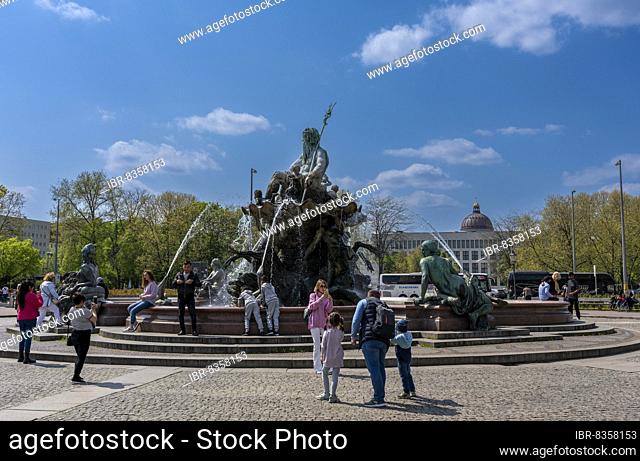 Neptune Fountain at Alexanderplatz, Berlin-Mitte, Berlin, Germany, Europe