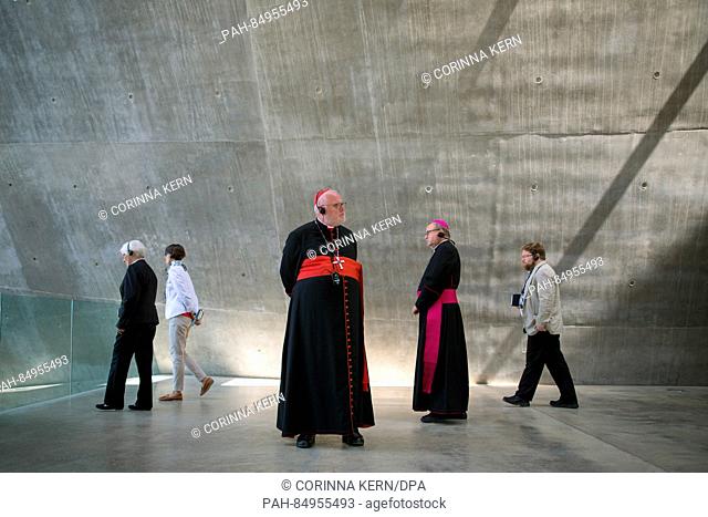 Cardinal Reinhard Marx (c), Arch Bishop of Munich and Freising and President of the German Bishop Conference visiting the Holocaust Museum Yad Vashem in...