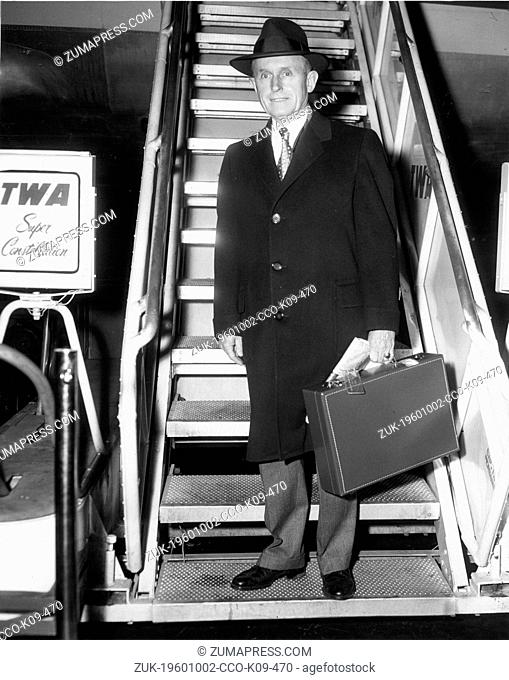 Oct 02, 1960 - London, UK - GENERAL GRUENTHER (Credit Image: © Keystone Press Agency/Keystone USA via ZUMAPRESS.com)