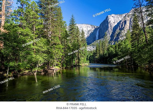 View of Merced River and Upper Yosemite Falls, Yosemite National Park, UNESCO World Heritage Site, California, United States of America, North America