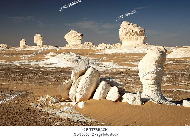 White Desert, Libyan Desert, near Oasis Farafra, Egypt, Africa