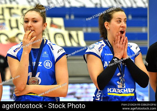 24 April 2021, Saxony, Dresden: Volleyball, Women: Bundesliga, Dresdner SC - MTV Stuttgart, championship round, 5th and last match of the best-of-five final