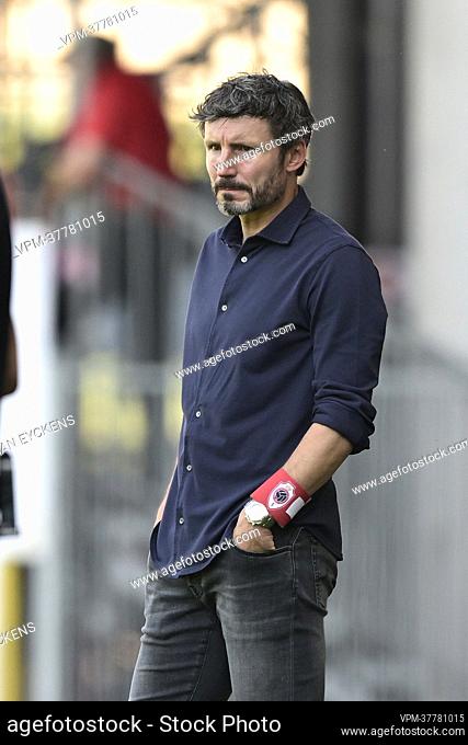 Antwerp's head coach Mark van Bommel pictured during a soccer match between KV Mechelen and Royal Antwerp FC, Sunday 24 July 2022 in Mechelen