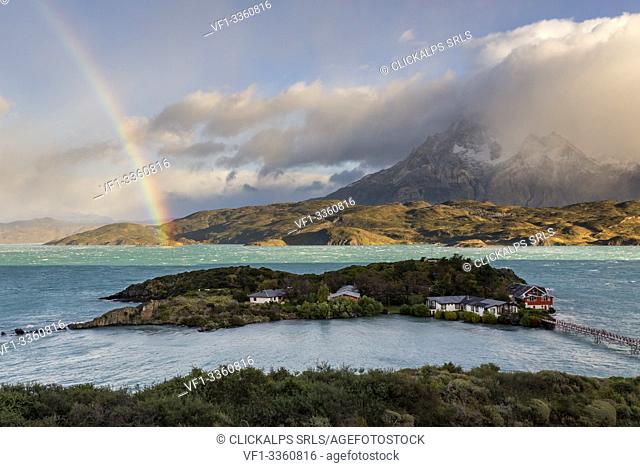 Chile, Patagonia, Magallanes and Chilean Antarctica Region, Ultima Esperanza Province, Torres del Paine National Park, rainbow on Lake Pehoé
