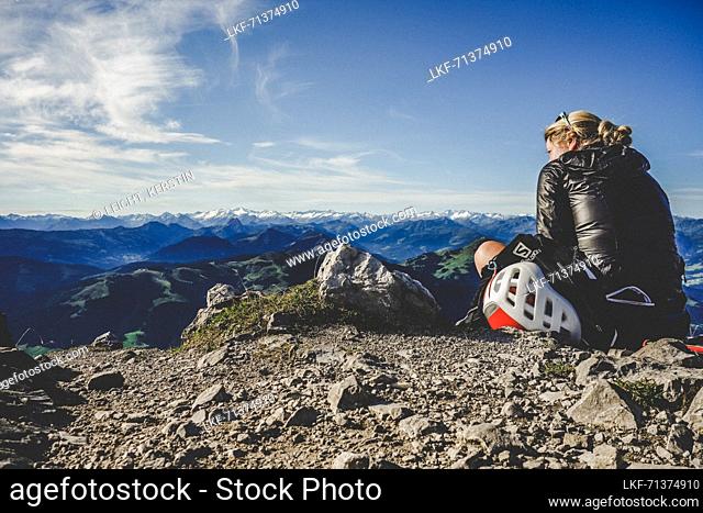 Hiker at the summit - Scheffauer in the Wilder Kaiser