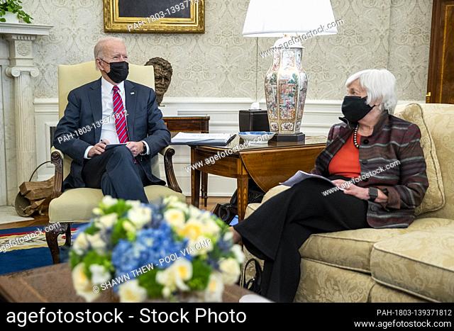 United States President Joe Biden, left, participates in an economic briefing with US Secretary of the Treasury Janet Yellen, right