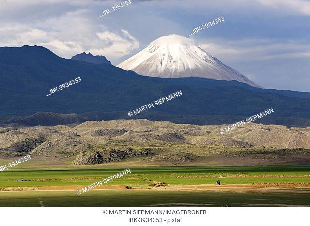 Little Ararat, Mount Sis or Lesser Ararat, Küçük Agri Dagi, Dogubayazit, Dogubeyazit, Dogubeyazit, Agri province, Agri, Eastern Anatolia Region, Anatolia