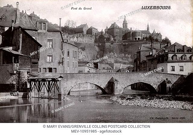 Luxembourg City, Grund, bridge over the Alzette River. This view has hardly changed to the present day