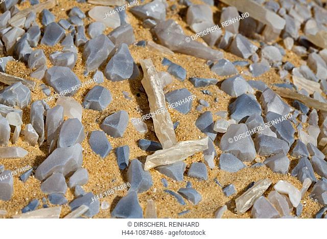 Kristallberg mit Kristallen, Libysche Wüste, Aegypten, Crystal on Crystal Mountain, Libyan Desert, Egypt
