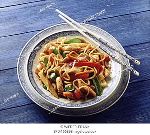 Asian turkey & vegetable stir-fry with noodles & peanuts